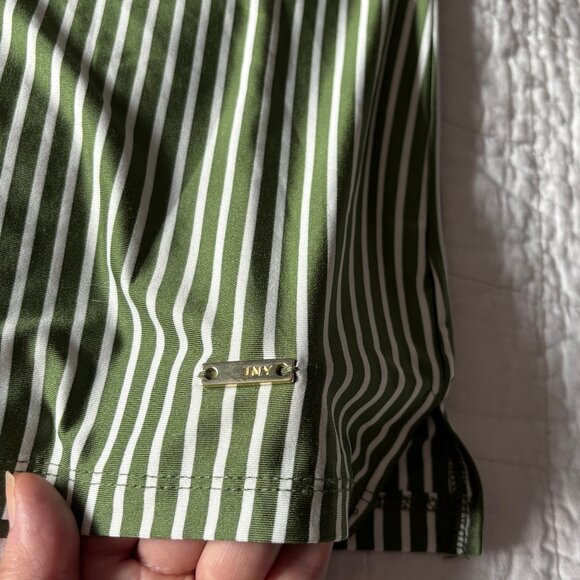 Jones New York Non-Iron Green Striped Blouse - Size M/L - Picture 2 of 11